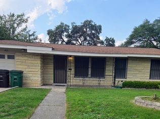 411 Craigmont Ln, San Antonio, TX 78213