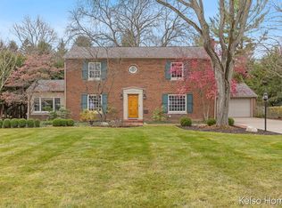 635 N Linden St, Marshall, MI 49068