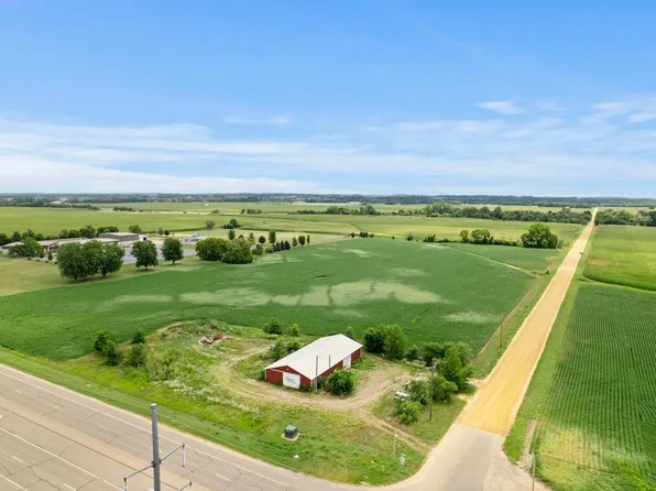 21300 Flagstaff Ave, Farmington, MN 55024