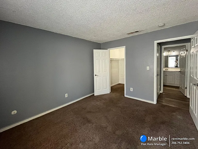 4550 E Fountain Way #105 — Photo 10