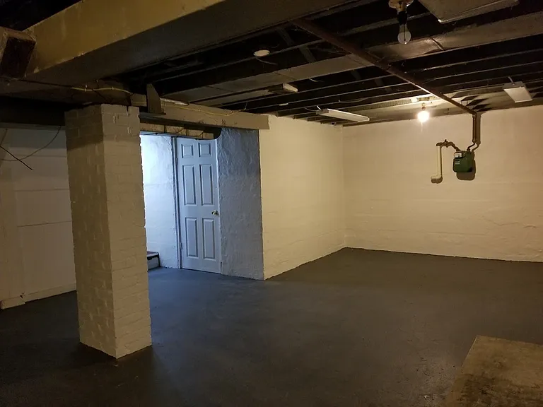 208 Pennsylvania Ave — Photo 7