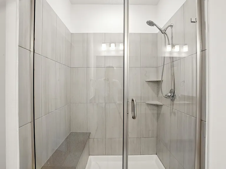 6441 Iron Horse Blvd — Photo 16
