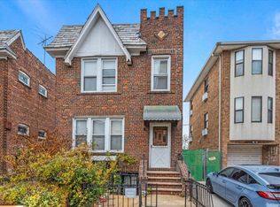 3512 29th St, Astoria, NY 11106