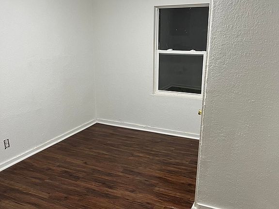 5th image of 4932 Atlas Ave