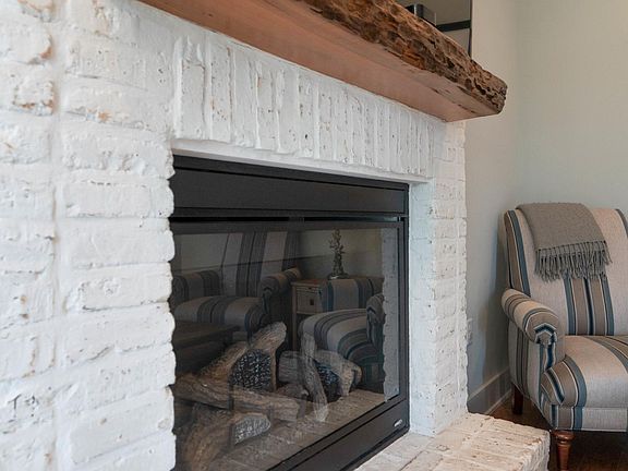 5th image of 4601 Wood Wind Dr