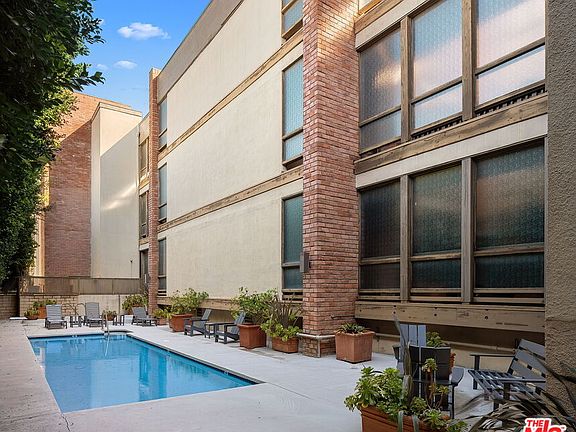 3rd image of 141 S Linden Dr APT 204