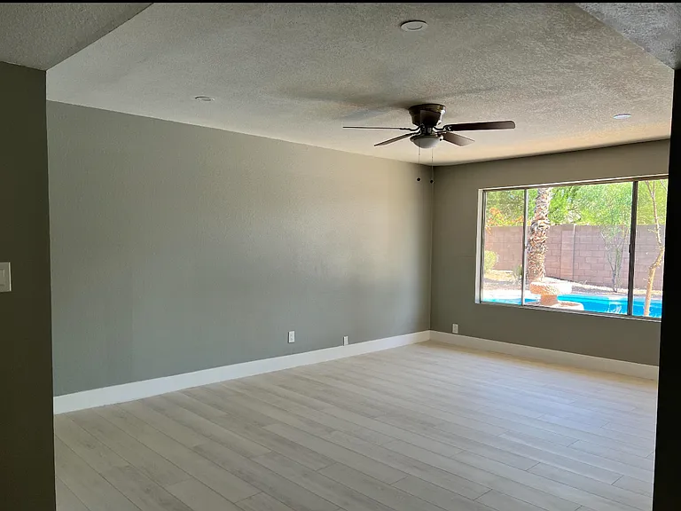2929 S Estrella Cir — Photo 3
