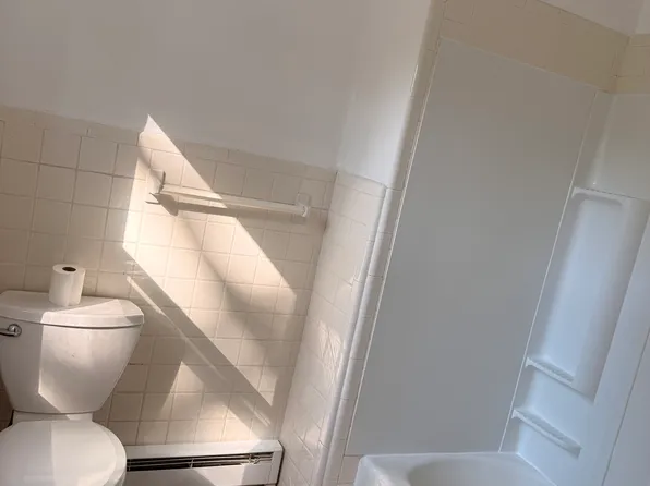6 Delwick Ln APT 4, New Providence, NJ 07974
