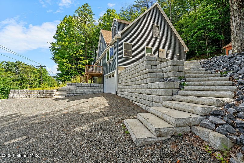 5th image of 1162 S Shore Road