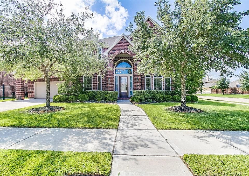 1st image of 26527 Ashwood Creek Ln