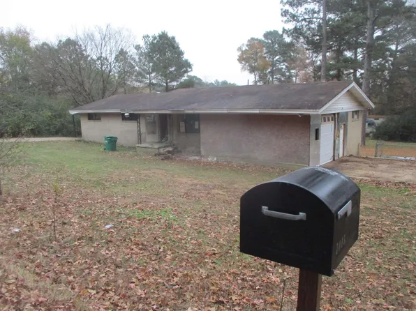 1015 Woodyard Rd, Little Rock, AR 72206