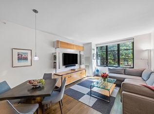 261 W 25th St #3B, New York, NY 10001