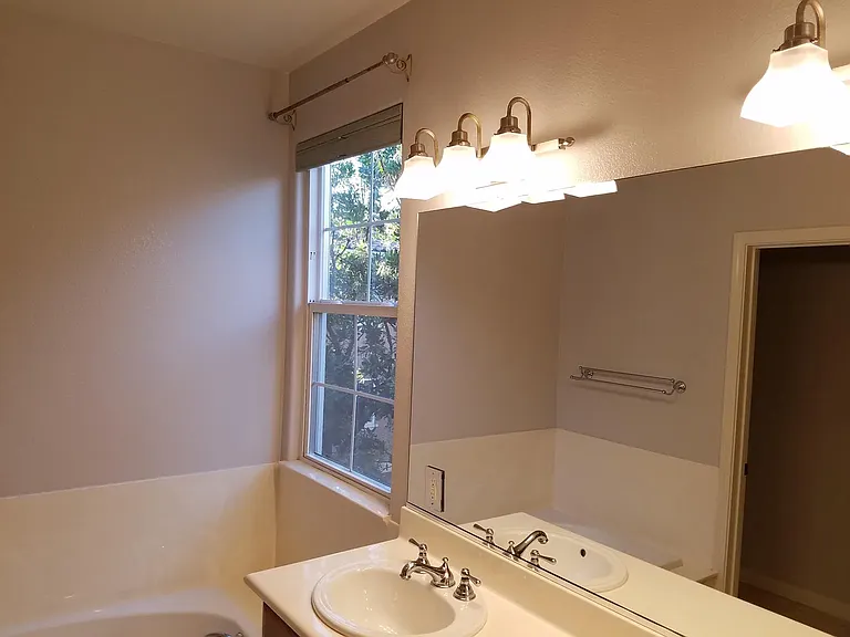 4535 Laird Cir — Photo 6
