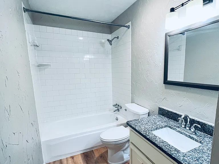 2102 Richwood Dr — Photo 22