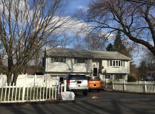 261 Rose Rd, West Nyack, NY 10994