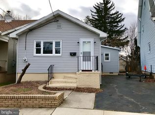 35 Klein Ave, Hamilton, NJ 08629