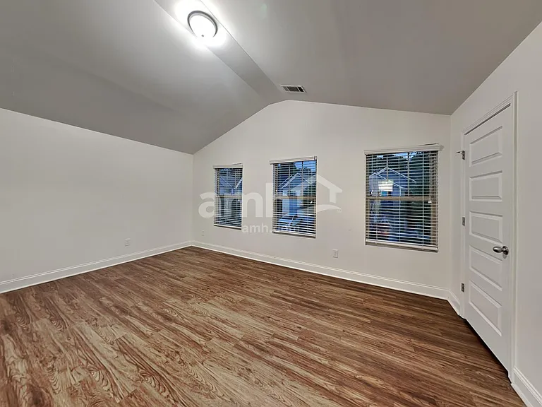 460 Omnia Ridge Way — Photo 18