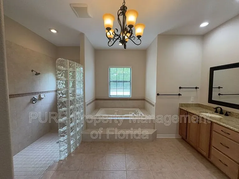 6 Heuchera Ct W — Photo 45