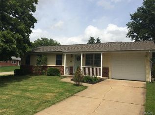 10102 Fawndale Dr, Saint Louis, MO