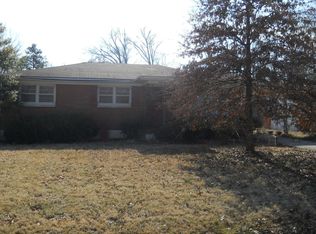 4330 Bayberry Dr, Louisville, KY 40216