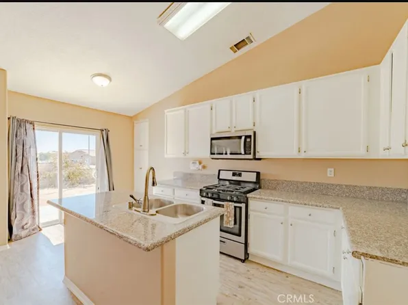 26466 Ring Ct, Helendale, CA 92342
