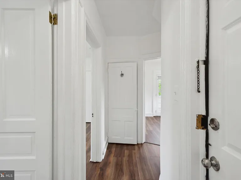 313 Dartmouth Ave — Photo 6