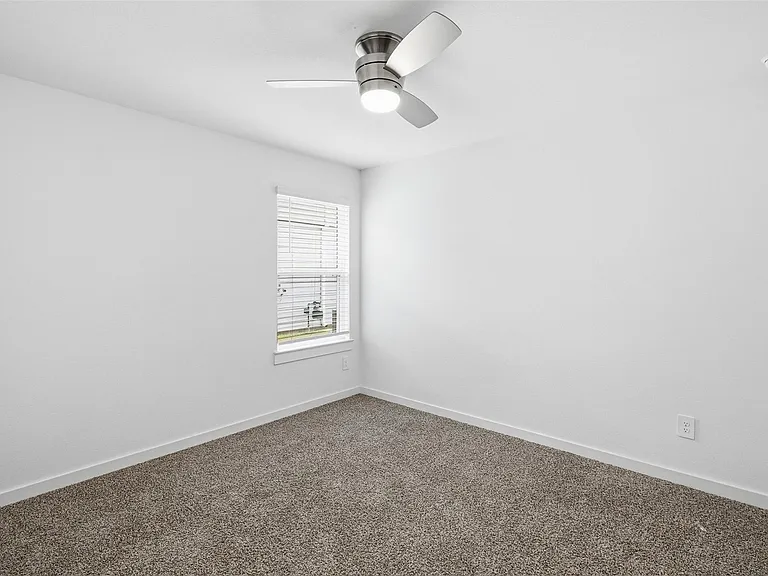 31814 Hallington Hill Ln — Photo 24