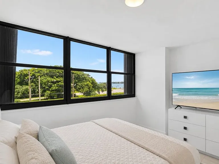 5600 N Flagler Dr #207 — Photo 5