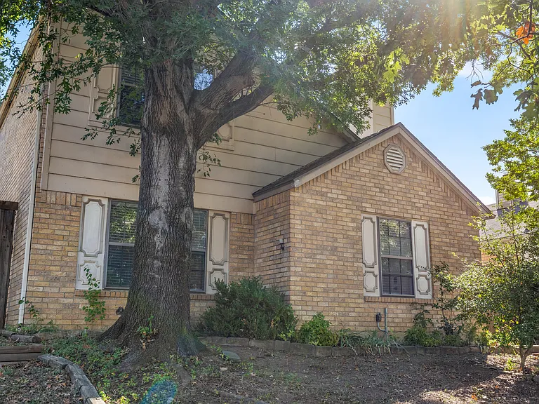 2706 Bridge Lake Dr — Photo 28