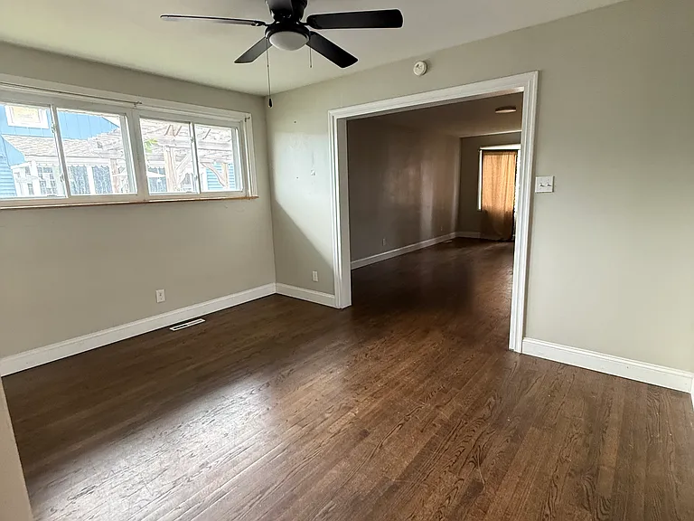 1320 E Livingston St #1 — Photo 3