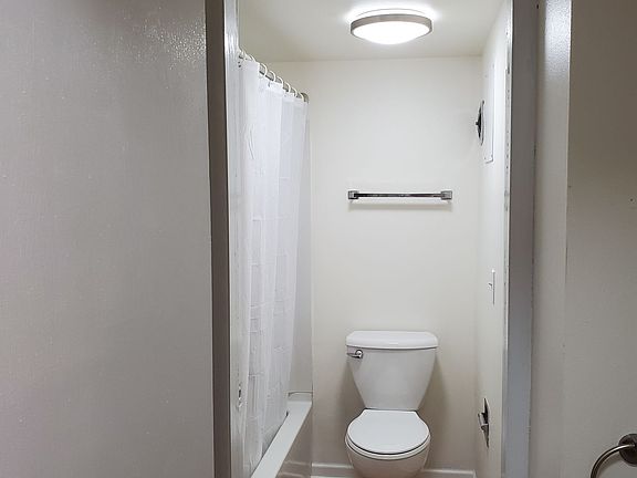2nd image of 137 E Division St #109