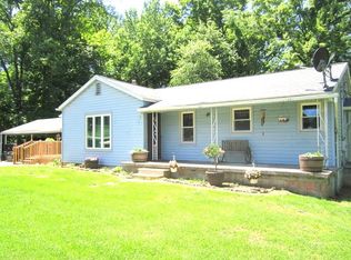 708 S State Road 57, Petersburg, IN 47567