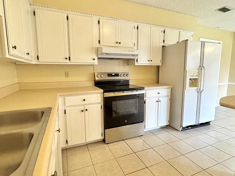 5124 Northridge Rd S — Photo 11