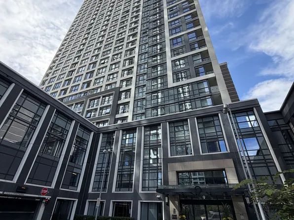 9 Mabelle Ave, Toronto, ON