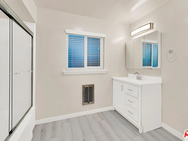 115 Marguerita Ave #C — Photo 18