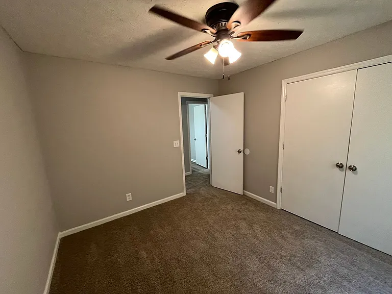 4310 Hart St — Photo 23