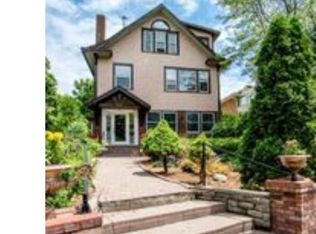 3241 E Bde Maka Ska Pkwy, Minneapolis, MN 55408