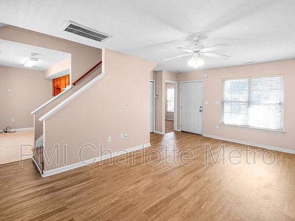 4th image of 6550 Lynmont Dr