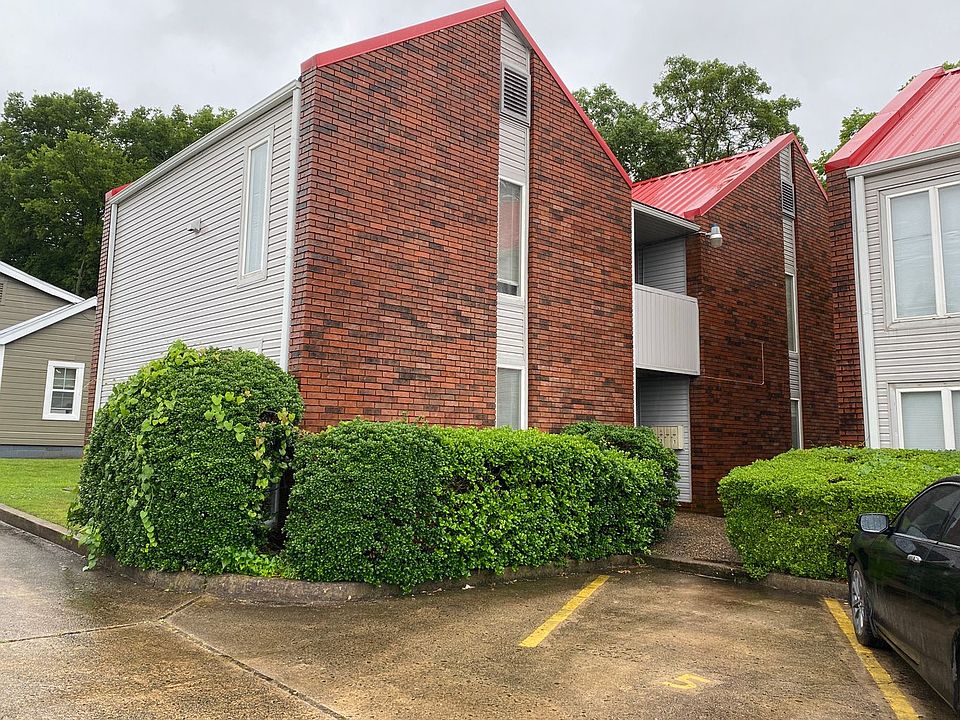 1st image of 2500 S 56th St #8