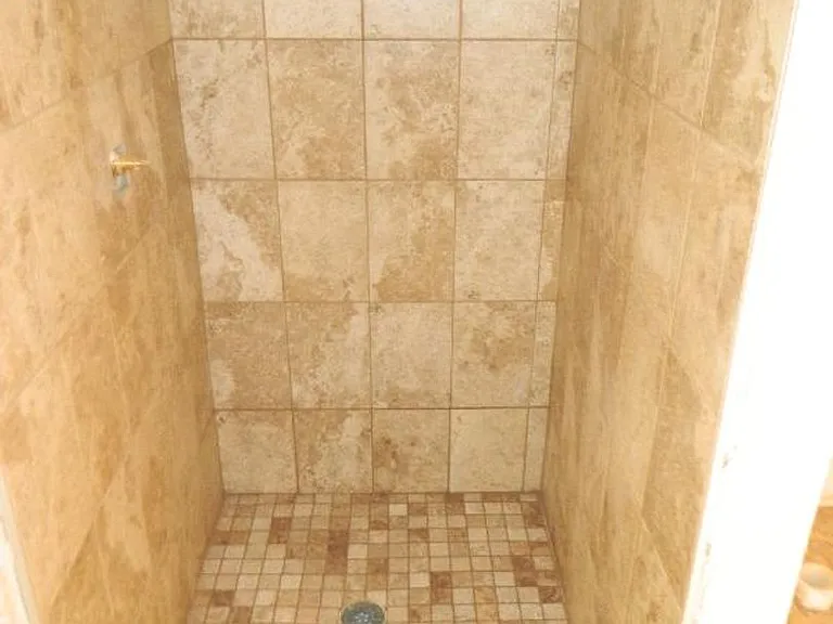 29 Woodstock Ave #2 — Photo 16