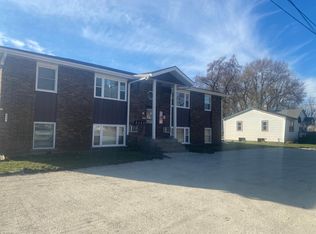 993 N Schuyler Ave, Kankakee, IL 60901