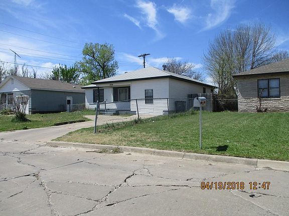3rd image of 2716 NW 16th St