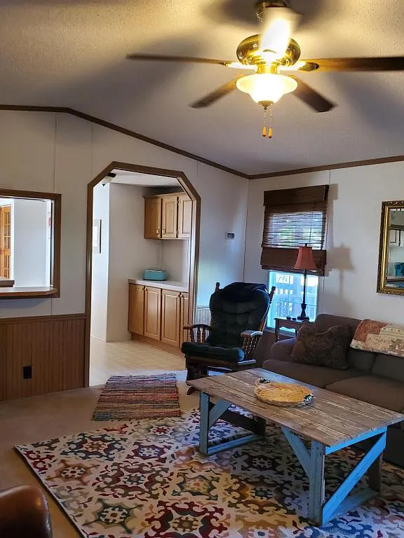 4540 Oregon Rd — Photo 4