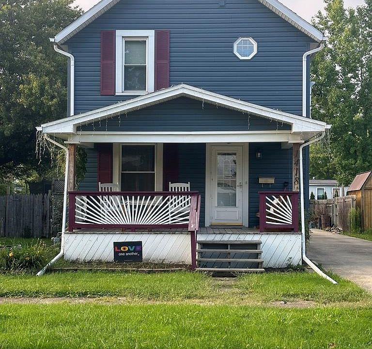 1st image of 1418 Woodlawn Ave