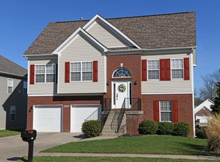 8003 Village Gate Ct, Louisville, KY 40291