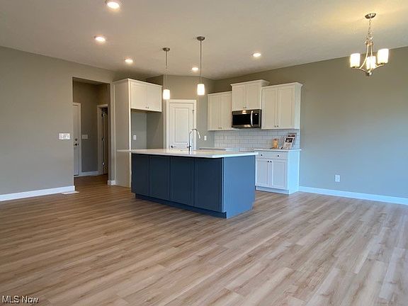4th image of 128 Shula Ct