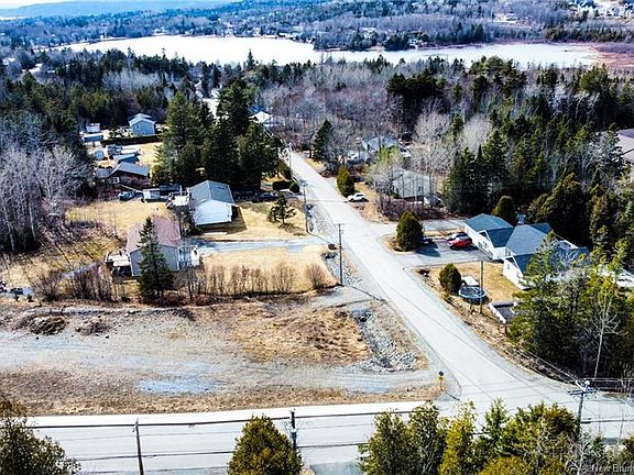 4th image of 1 Hovey Rd