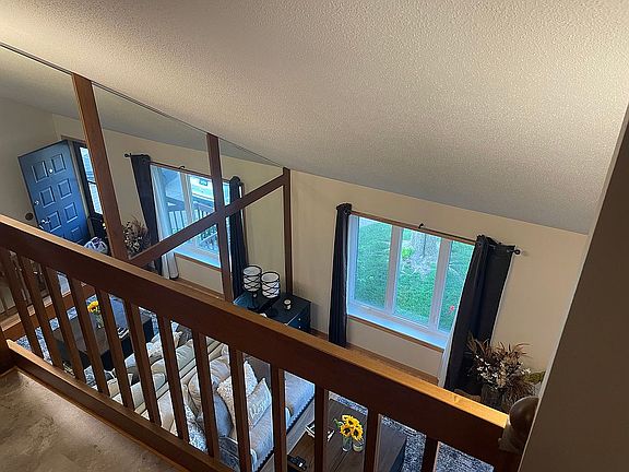 5th image of 3487 Clearwater Dr