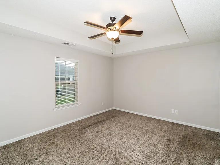 9464 Cayuga Loop — Photo 10