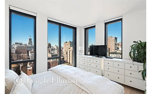 Rented by Douglas Elliman | media 44